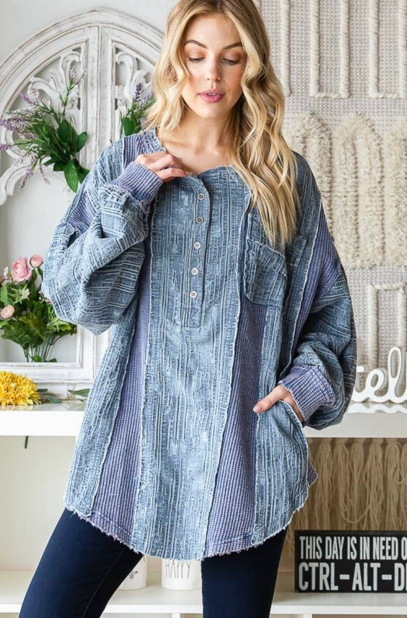 Oversized Bluebird cafe top